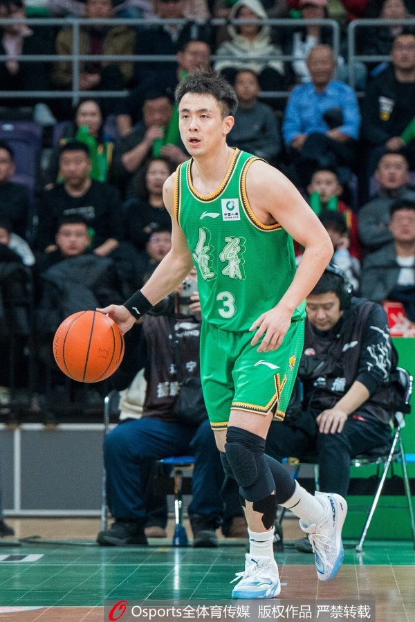 专业炒股配资网 外线失准！赵继伟16中6拿13分7助有4失误 三分7中1